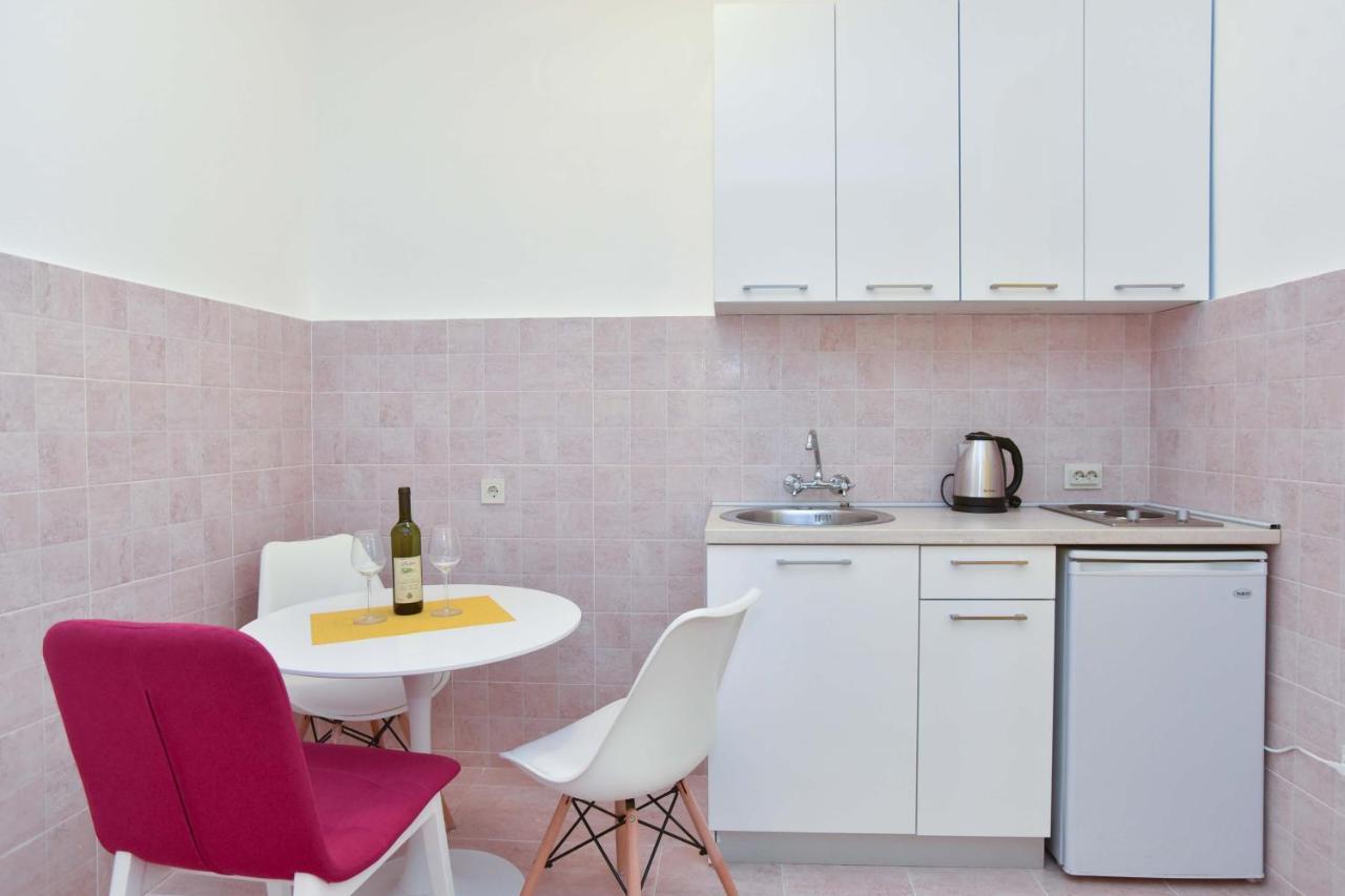 Apartment Stari Grad บุดวา ภายนอก รูปภาพ